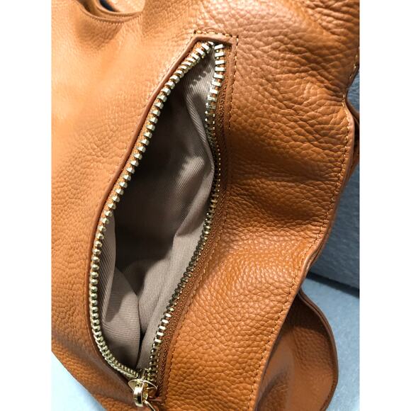 Tote Le Monde Cognac Pebble Leather Shoulder Bag - Picture 11 of 11